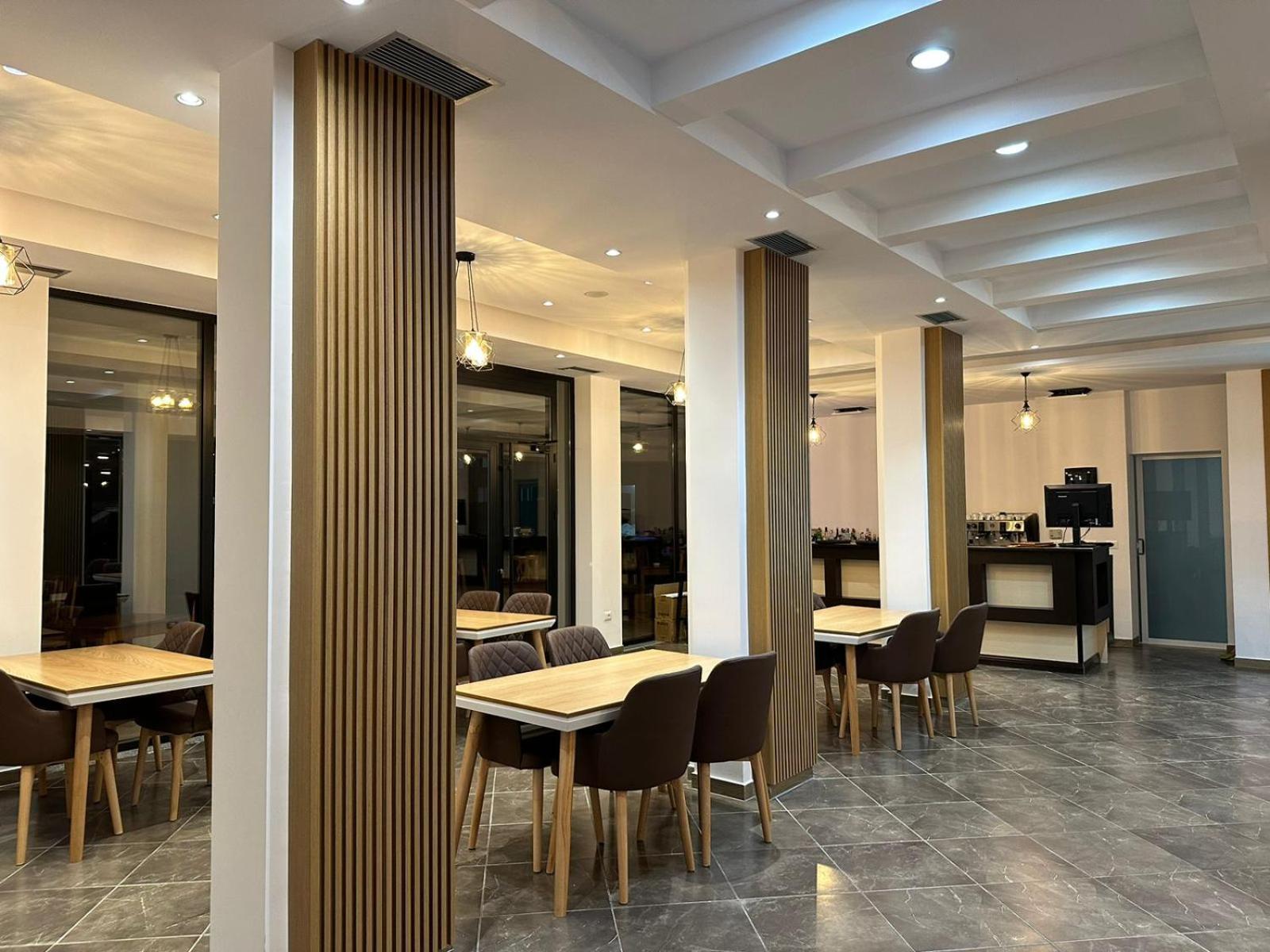 Hotel Verzaci Rinas Екстериор снимка