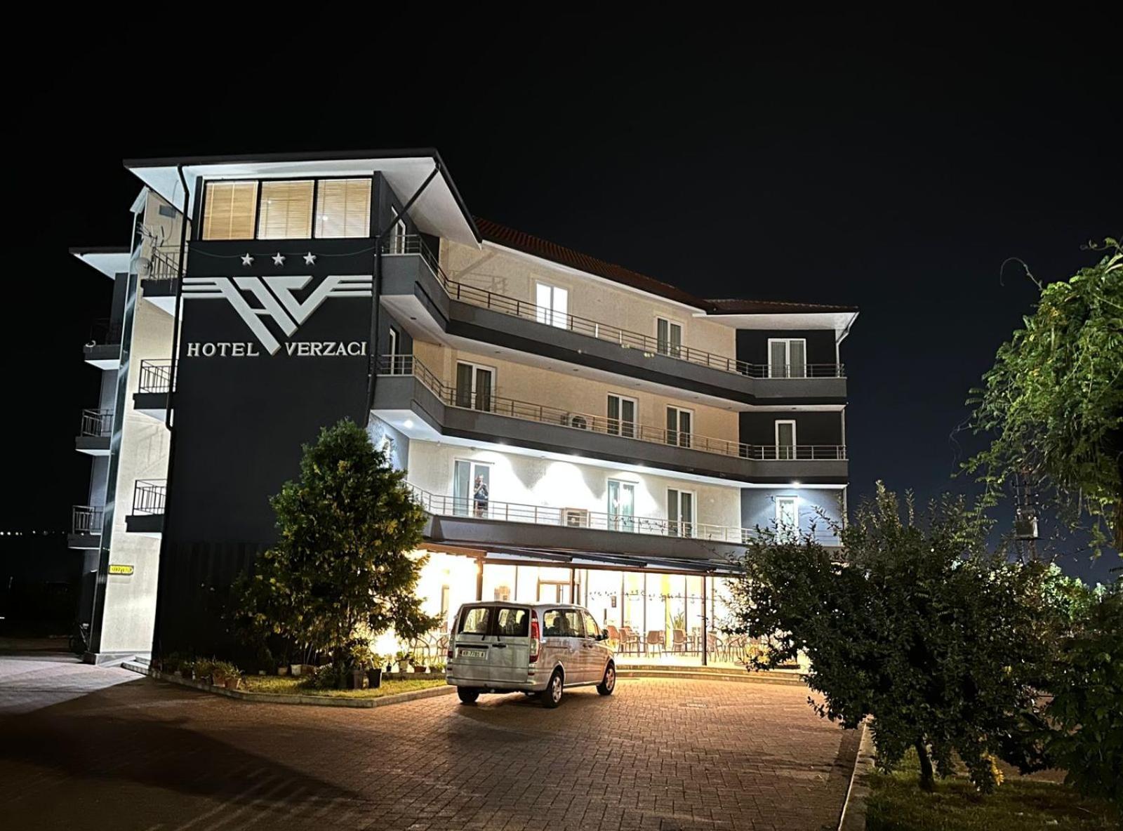 Hotel Verzaci Rinas Екстериор снимка