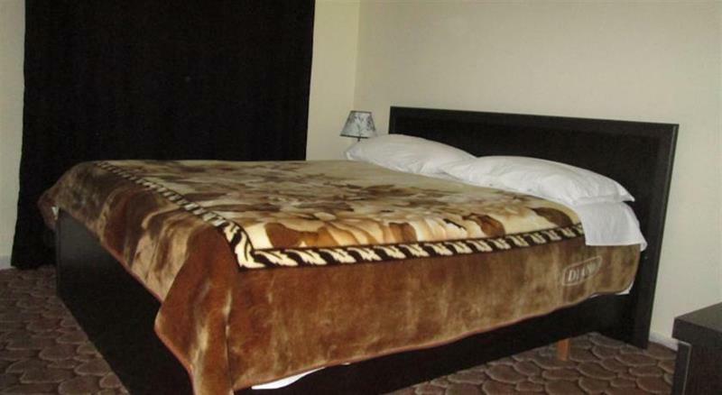 Hotel Verzaci Rinas Екстериор снимка